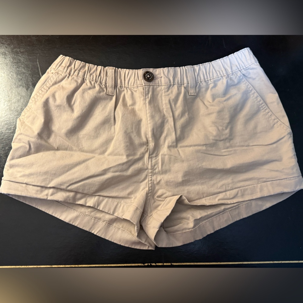 Khaki Chubbies 2โ Shorts - Picture 4 of 4